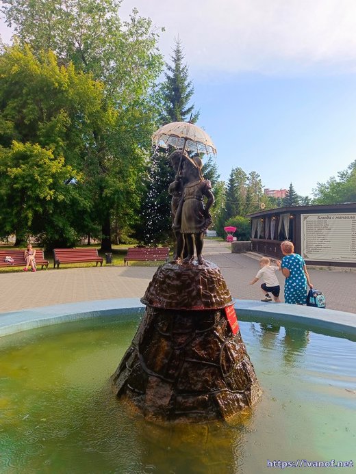 Фонтанчик в парке Пушкина