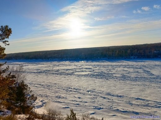 Томская писаница, замёрзшая Томь